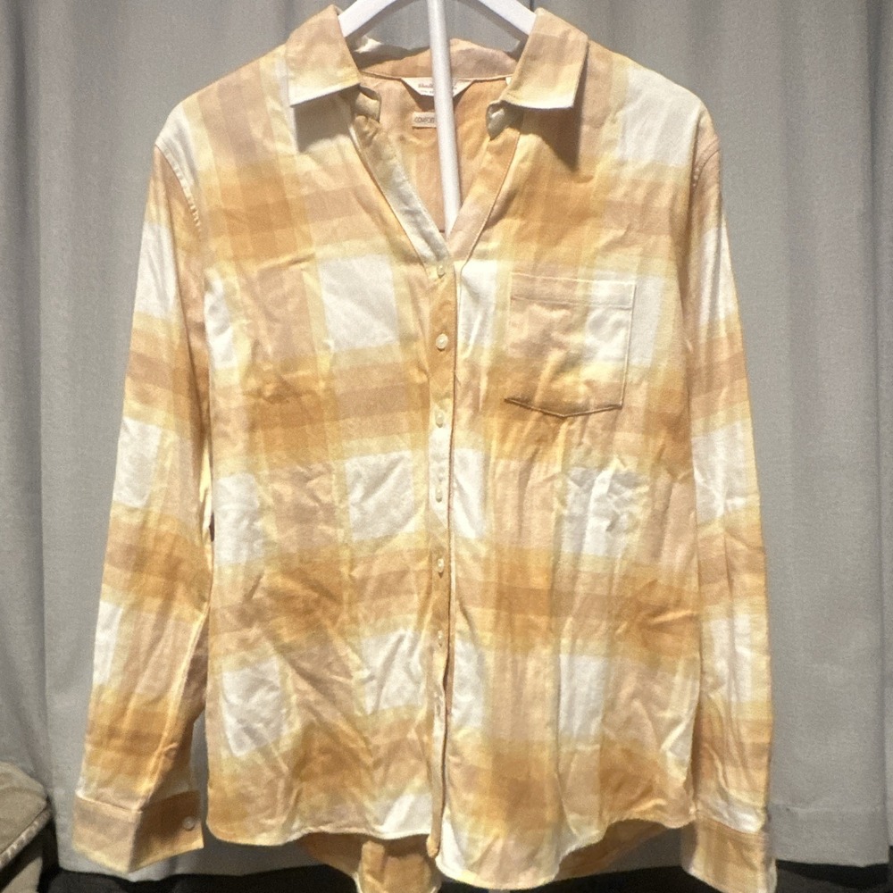 Weatherproof Women's L Beige/White Plaid Stretch Collared Button-Up Long Sleeve